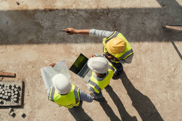 Best Custom Concrete Contractor  in Las Flores, CA